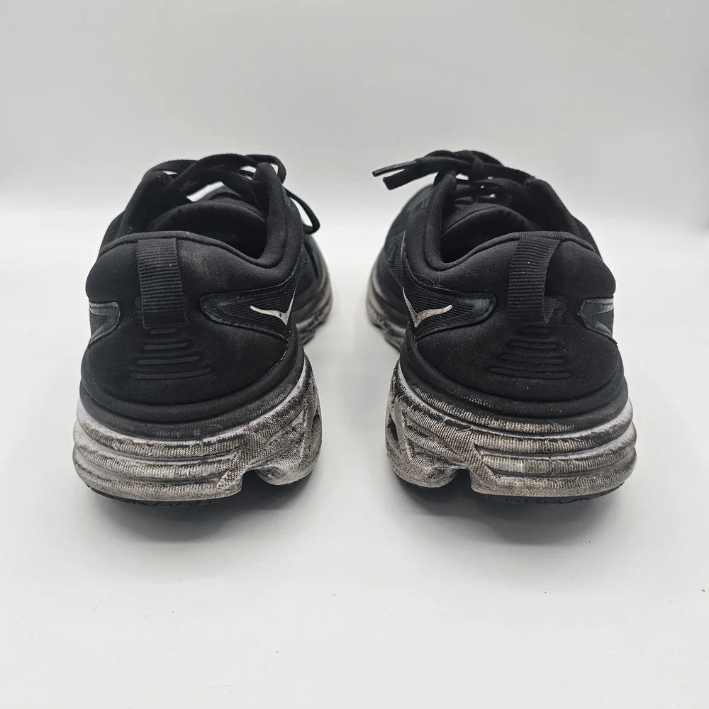 Hoka One One Bondi 8 Shoes Womens Size 7.5‎ Black Running Sneakers 1127952-BWHT